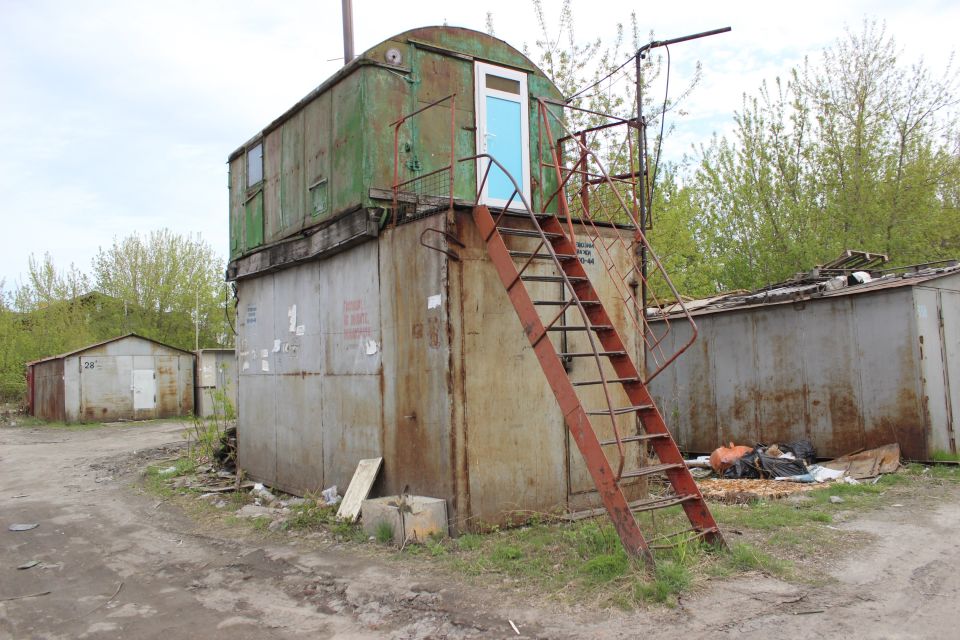 Пост охраны со стороны ул. Шумакова Пост охраны со стороны ул. Шумакова