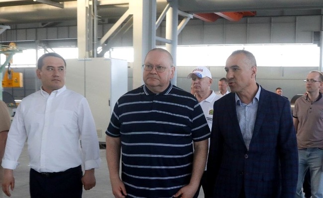 Олег Мельниченко посетил Самаркандский металлургический завод